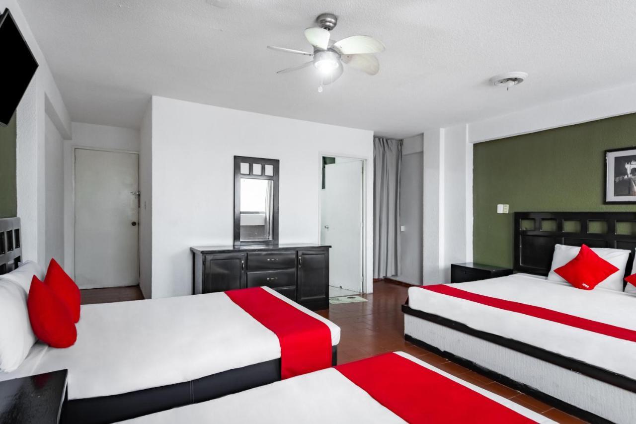 Hotel Halley 莱昂 外观 照片