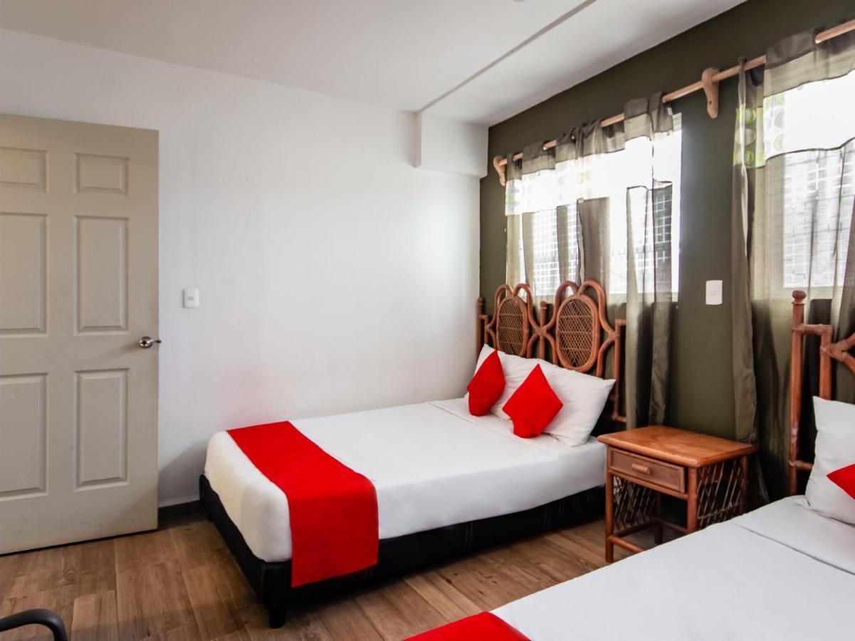 Hotel Halley 莱昂 外观 照片